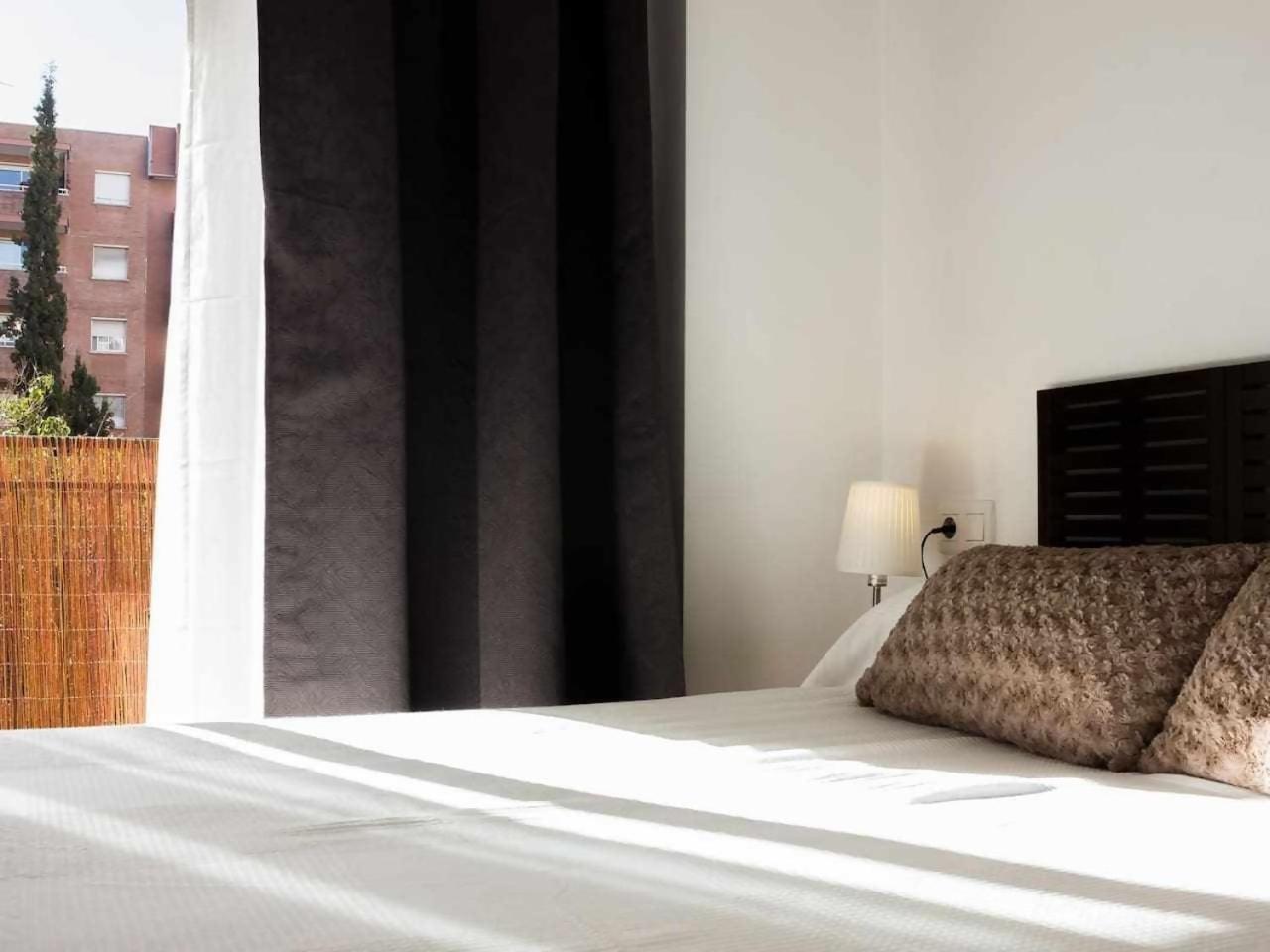 Comfortable 4 Rooms 2Bath W Balcony Barcelona Exterior photo